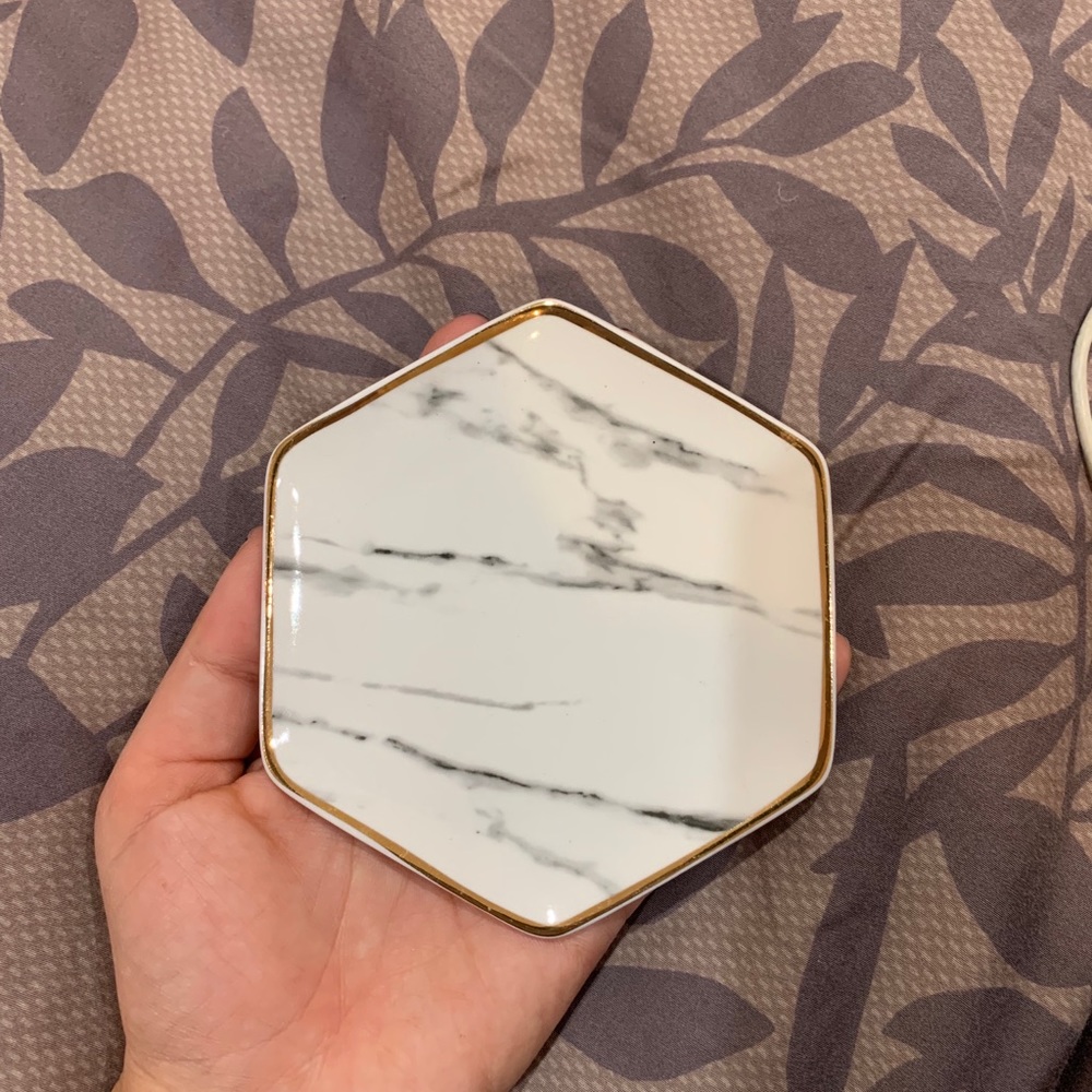 Jewelry holder
